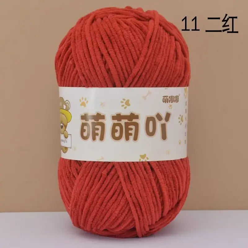Fil chenille velours 50 g StitchNest™ — spécial amigurumi & crochet (115 m)