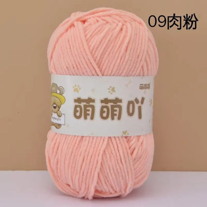 Fil chenille velours 50 g StitchNest™ — spécial amigurumi & crochet (115 m)