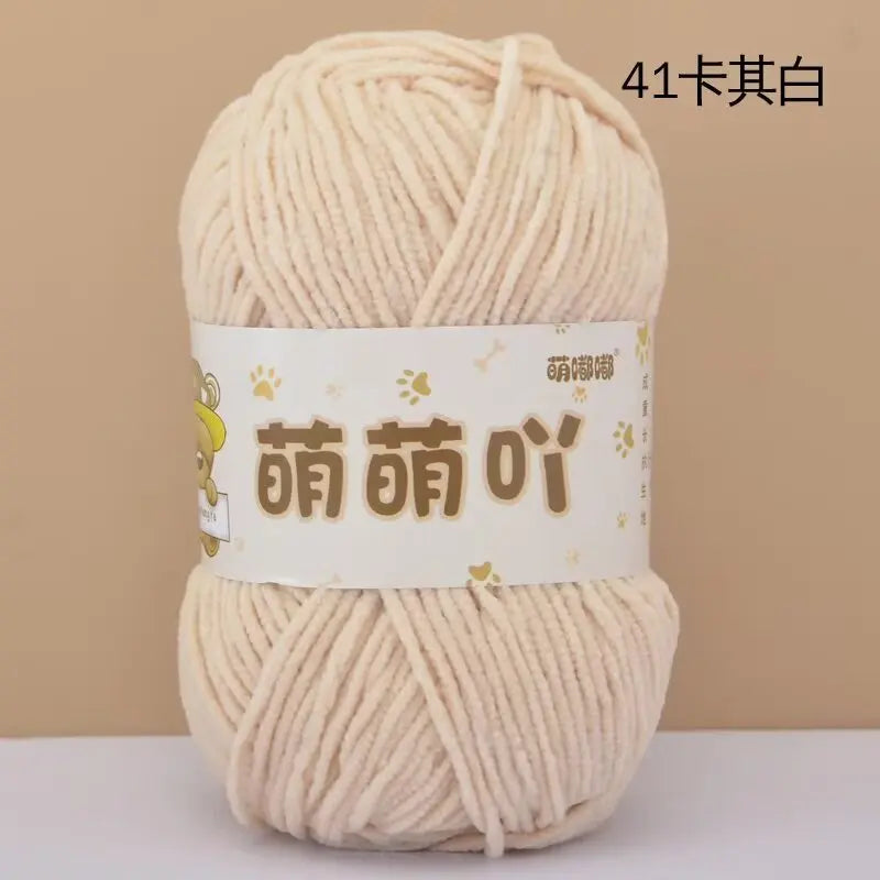 Fil chenille velours 50 g StitchNest™ — spécial amigurumi & crochet (115 m)