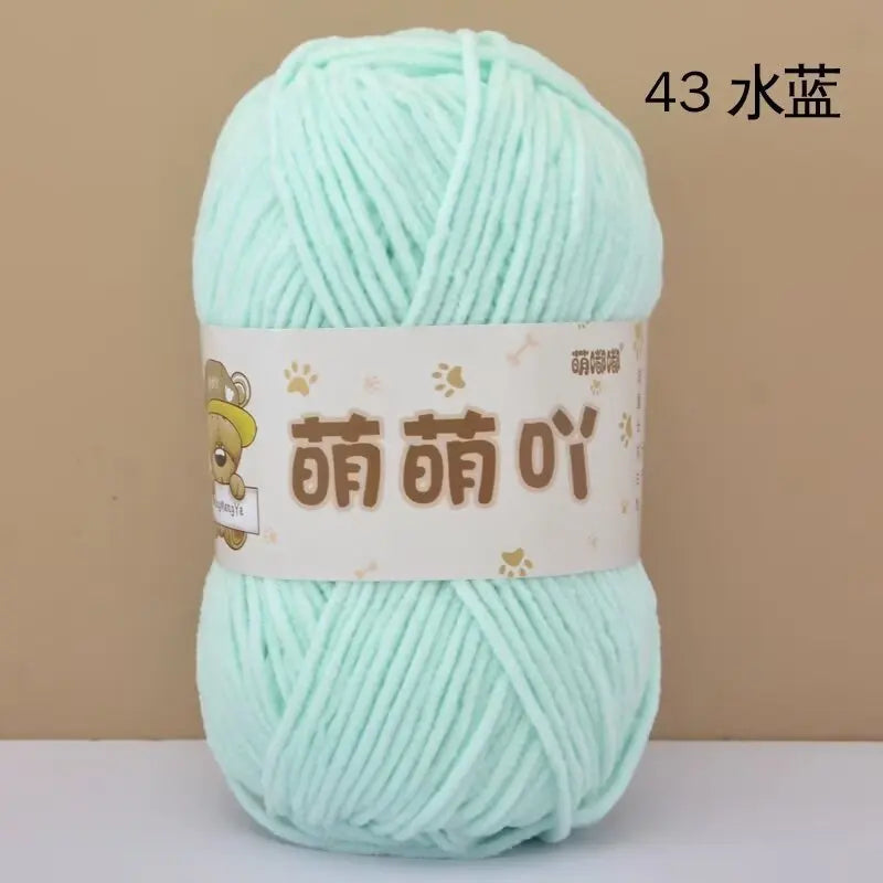 Fil chenille velours 50 g StitchNest™ — spécial amigurumi & crochet (115 m)