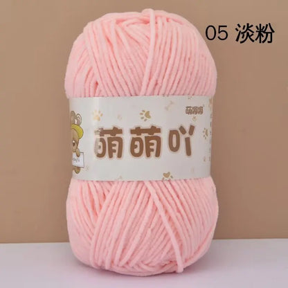 Fil chenille velours 50 g StitchNest™ — spécial amigurumi & crochet (115 m)