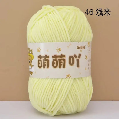 Fil chenille velours 50 g StitchNest™ — spécial amigurumi & crochet (115 m)