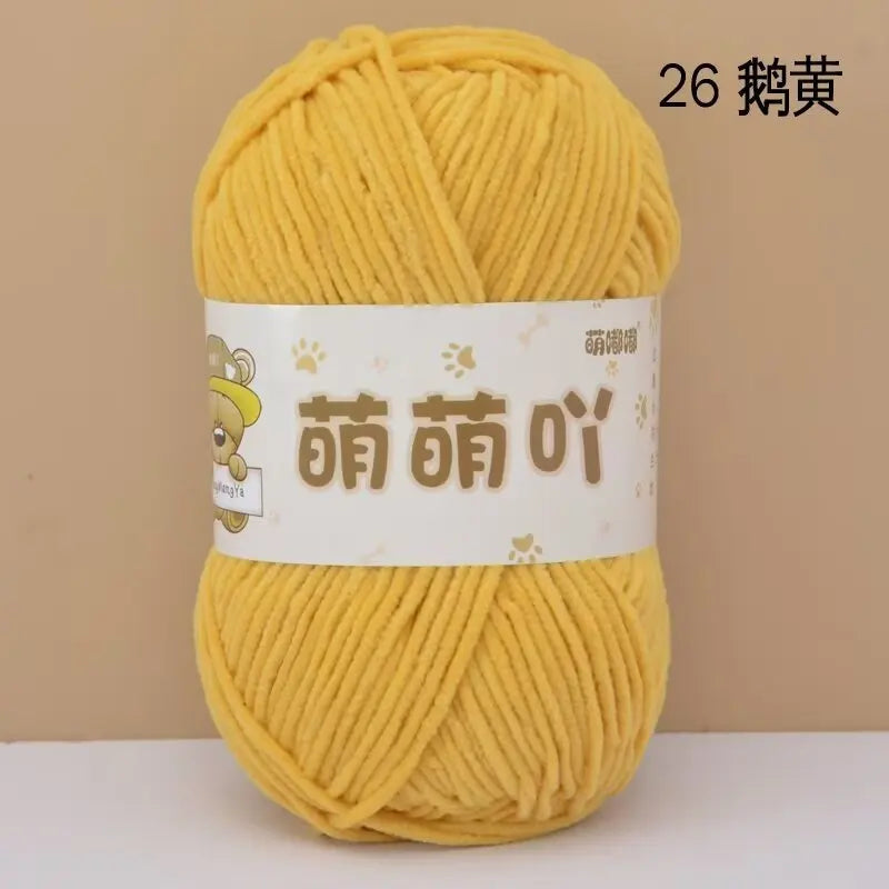 Fil chenille velours 50 g StitchNest™ — spécial amigurumi & crochet (115 m)