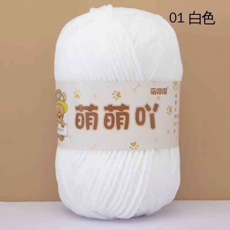 Fil chenille velours 50 g StitchNest™ — spécial amigurumi & crochet (115 m)