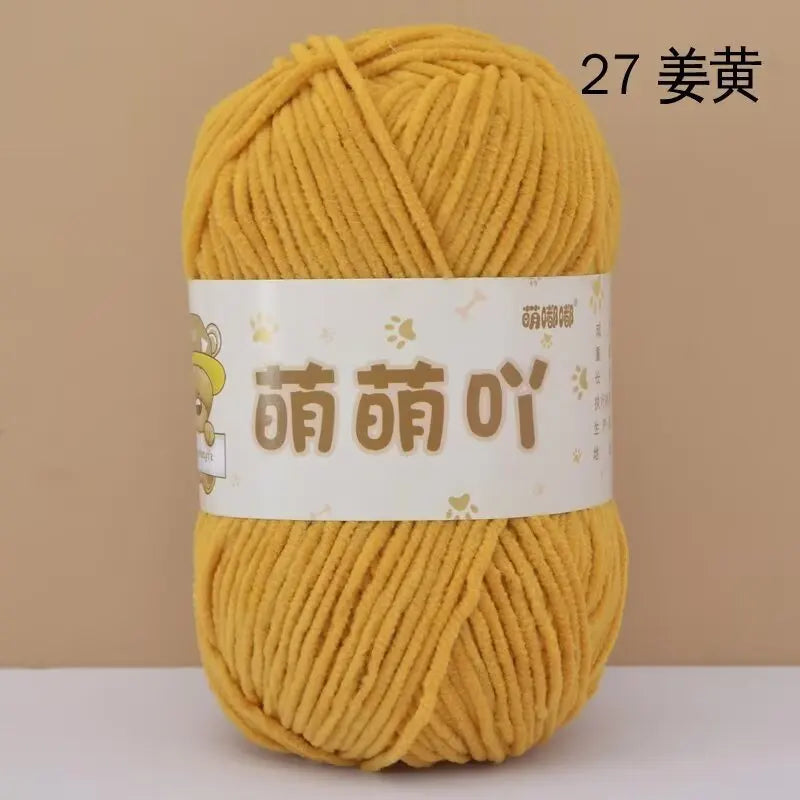 Fil chenille velours 50 g StitchNest™ — spécial amigurumi & crochet (115 m)