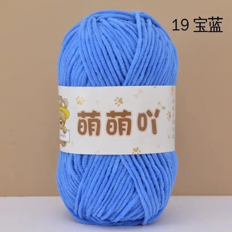 Fil chenille velours 50 g StitchNest™ — spécial amigurumi & crochet (115 m)