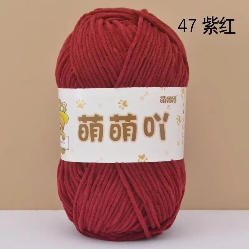 Fil chenille velours 50 g StitchNest™ — spécial amigurumi & crochet (115 m)